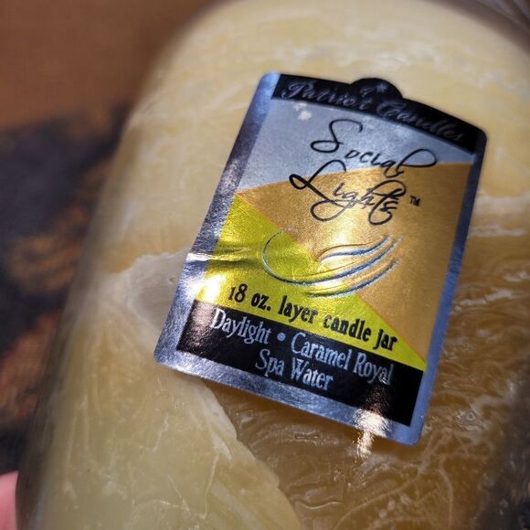 Patriot Candles Social Lights 18 oz. Layer Jar Candle- NIP - Picture 3 of 4